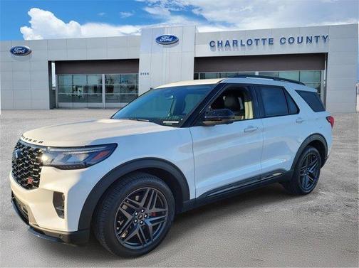 2025 Ford Explorer ST