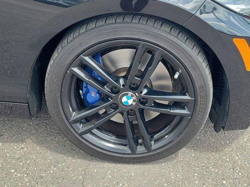 Black Sapphire Metallic 2018 BMW M240 i
