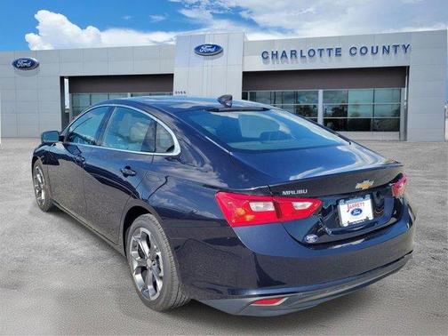 Dark Ash Metallic 2023 Chevrolet Malibu LT