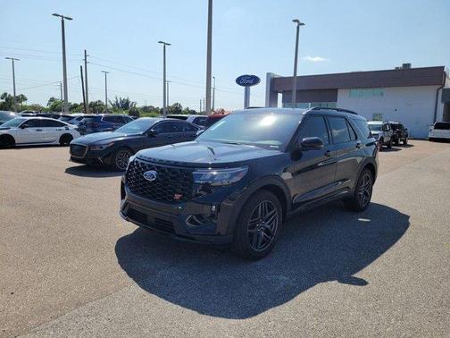 Agate Black Metallic 2026 Ford Explorer ST