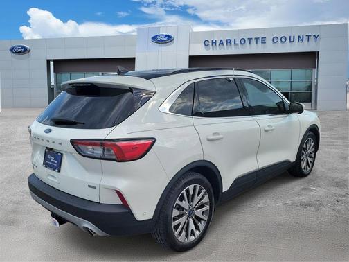 White Metallic 2020 Ford Escape Titanium Hybrid