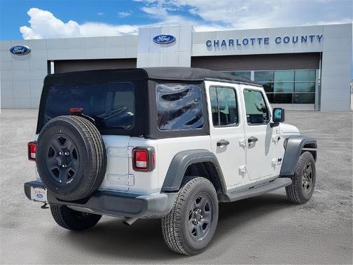 2022 Jeep Wrangler Unlimited SPORT