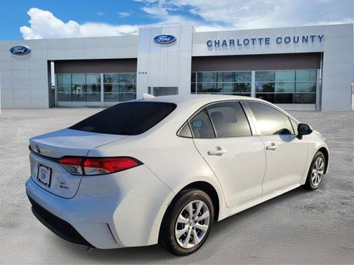 2025 Toyota Corolla Hybrid LE