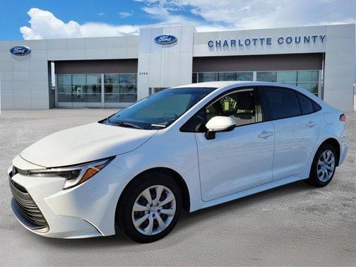 2025 Toyota Corolla Hybrid LE