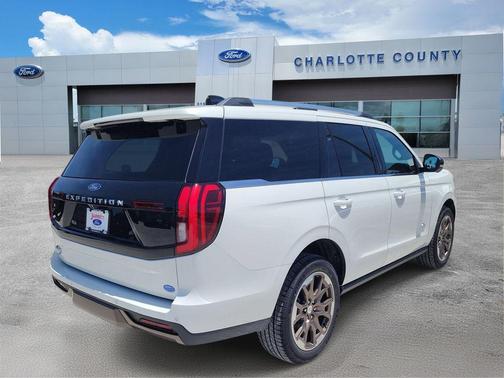 White Metallic 2026 Ford Expedition King Ranch