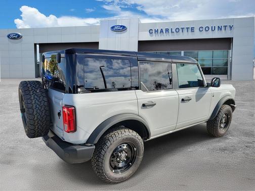 Avalanche Gray 2026 Ford Bronco Big Bend