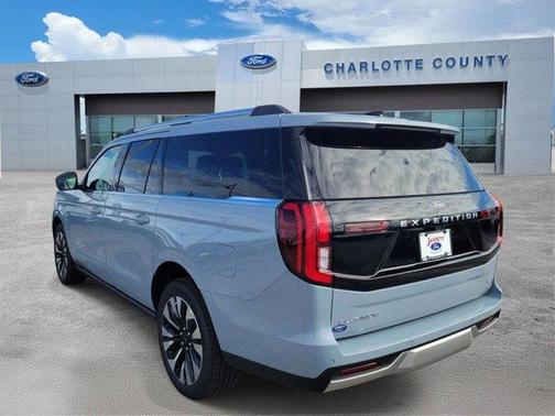 Glacier Gray Metallic 2026 Ford Expedition Max Platinum