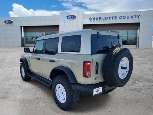 Desert Sand 2026 Ford Bronco Heritage Edition