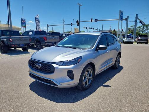 Iconic Silver Metallic 2024 Ford Escape ST-Line