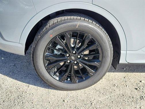 2026 Ford Escape ST-Line Elite