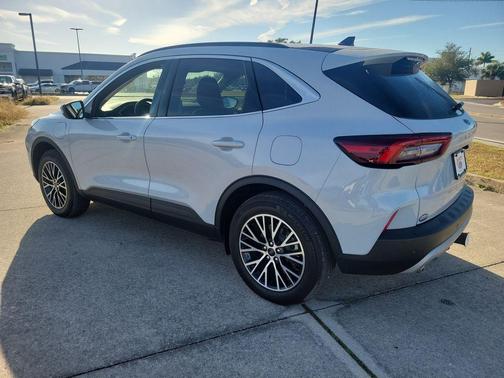 2025 Ford Escape PHEV