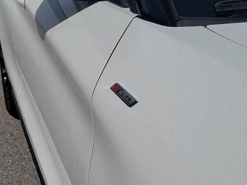 Star White 2026 Ford Explorer ST-Line