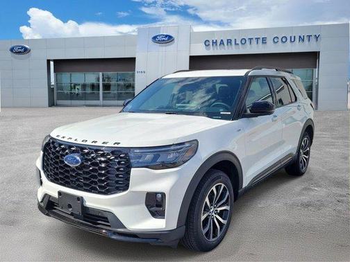 Star White 2026 Ford Explorer ST-Line