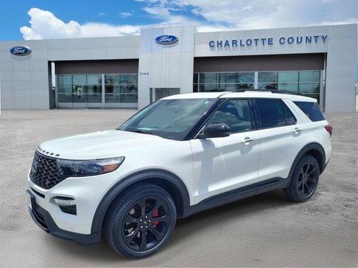White Metallic 2022 Ford Explorer ST