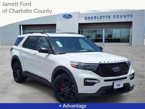 White Metallic 2022 Ford Explorer ST