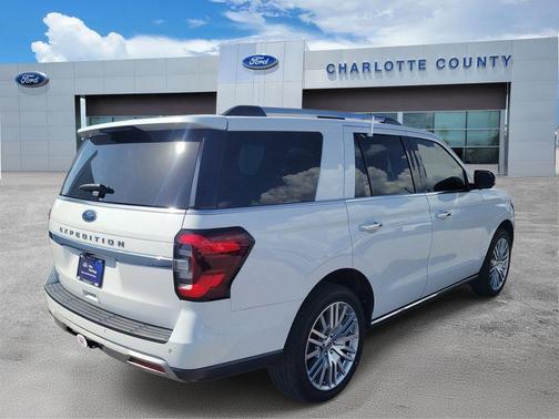 Oxford White 2024 Ford Expedition Limited