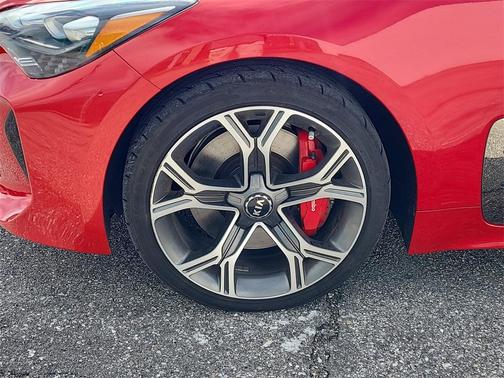 2019 Kia Stinger GT1