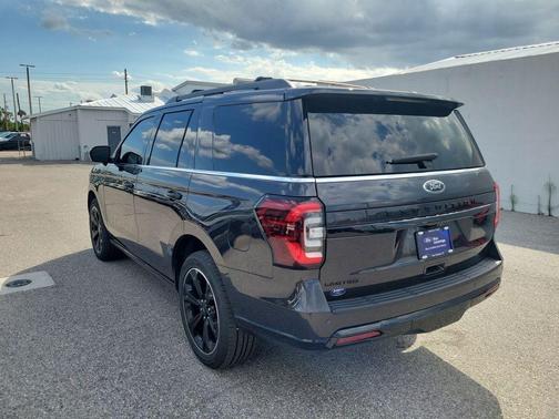 Gray Metallic 2024 Ford Expedition Limited