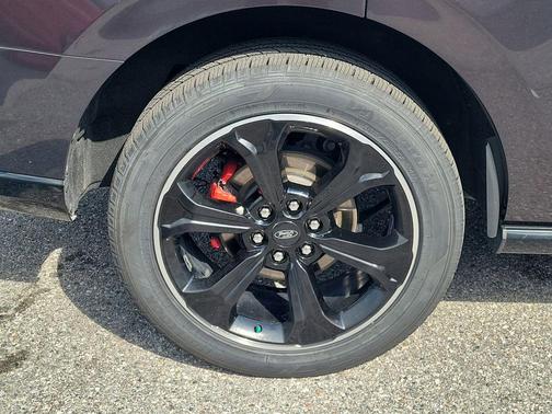 Gray Metallic 2024 Ford Expedition Limited