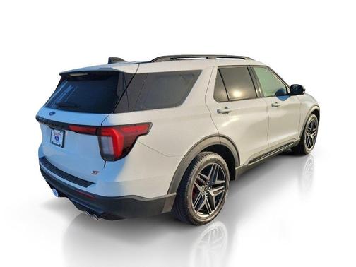 White Metallic 2025 Ford Explorer ST