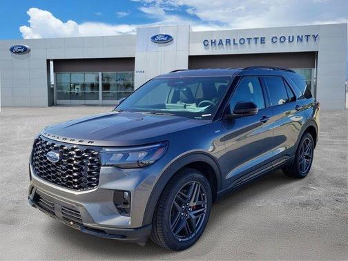 Carbonized Gray Metallic 2026 Ford Explorer ST-Line
