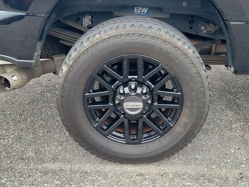 Black Metallic 2021 Ford F-250 Lariat
