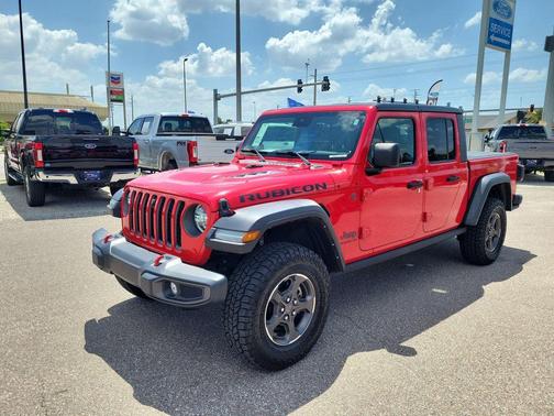 Firecracker Red Clearcoat 2021 Jeep Gladiator Rubicon
