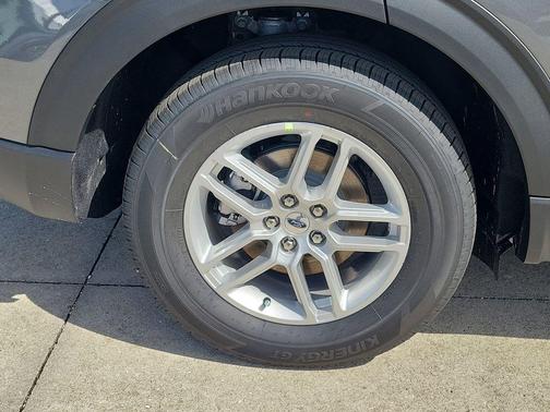 Carbonized Gray Metallic 2026 Ford Explorer Active