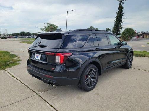 Agate Black Metallic 2026 Ford Explorer ST