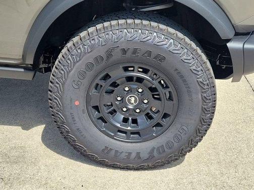 Gray 2026 Ford Bronco Badlands