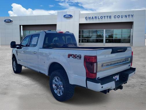 Star White 2022 Ford F-250 Platinum