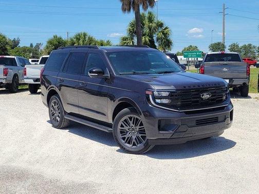 Dark Matter Gray Metallic 2026 Ford Expedition Platinum