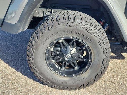 Sting Gray Clearcoat 2020 Jeep Gladiator Mojave