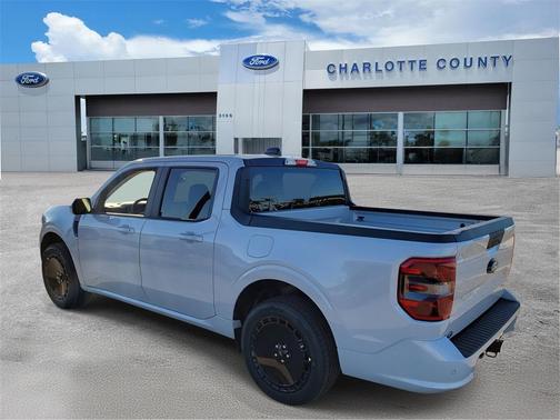 2026 Ford Maverick Lobo Standard