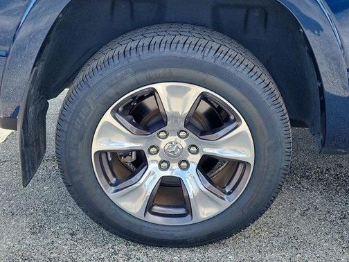 Patriot Blue Pearlcoat 2019 RAM 1500 Laramie