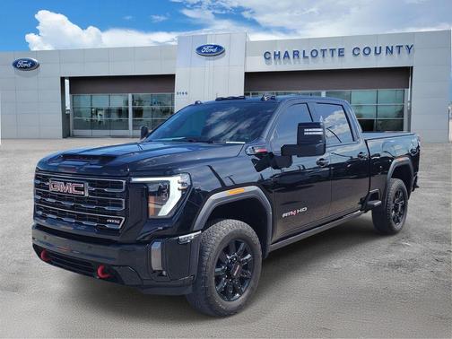 Onyx Black 2024 GMC Sierra 2500 AT4