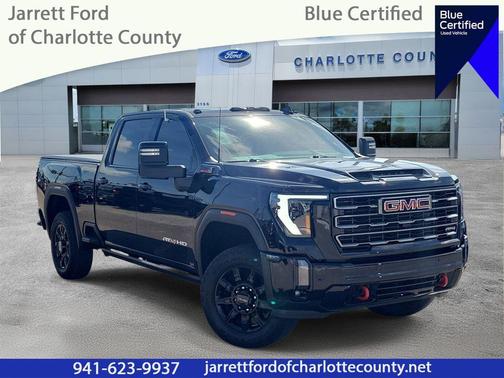 Onyx Black 2024 GMC Sierra 2500 AT4