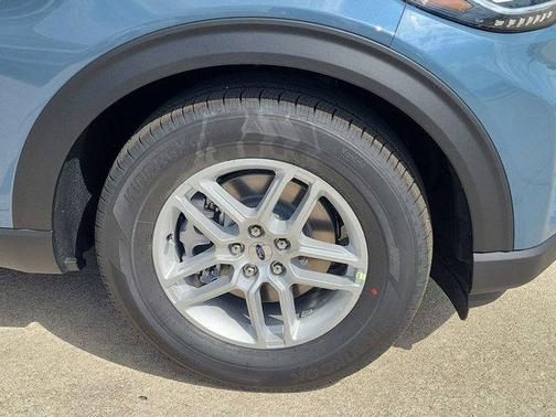 Vapor Blue Metallic 2026 Ford Explorer Active