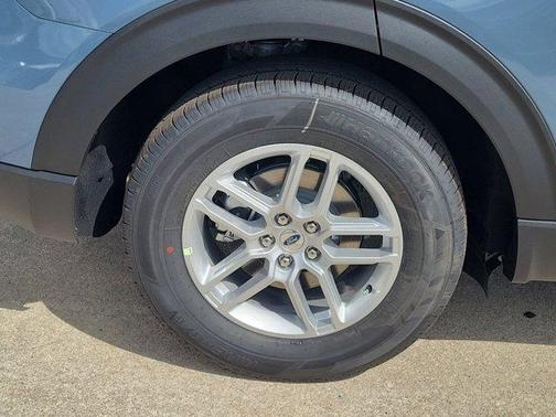 Vapor Blue Metallic 2026 Ford Explorer Active