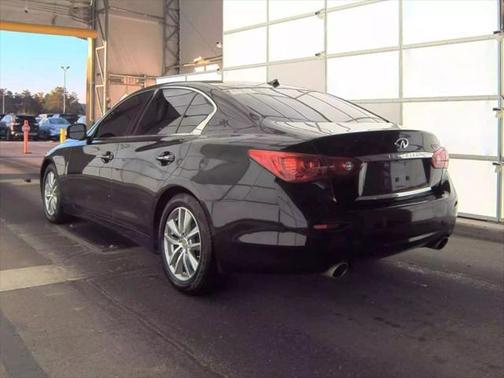 2015 INFINITI Q50 Premium