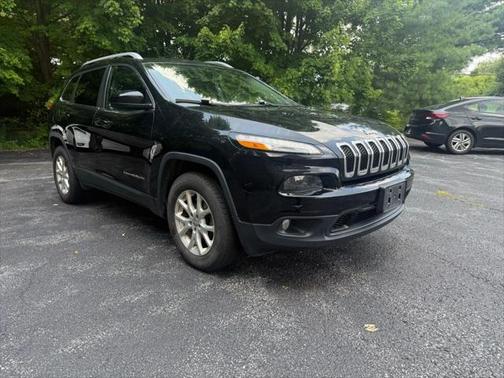 2017 Jeep Cherokee Sport