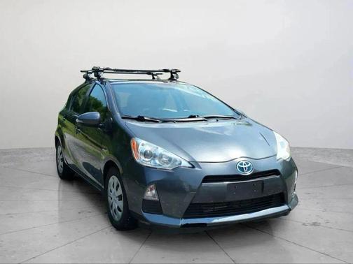 2014 Toyota Prius c Two