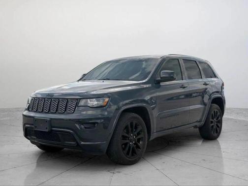 2017 Jeep Grand Cherokee Altitude