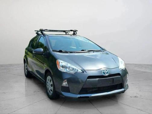 2014 Toyota Prius c Two