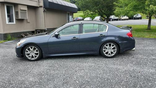 2013 INFINITI G37x Base