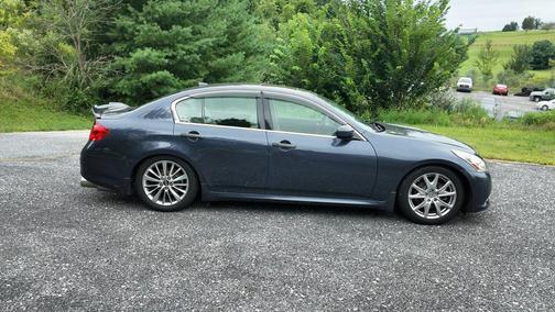 2013 INFINITI G37x Base