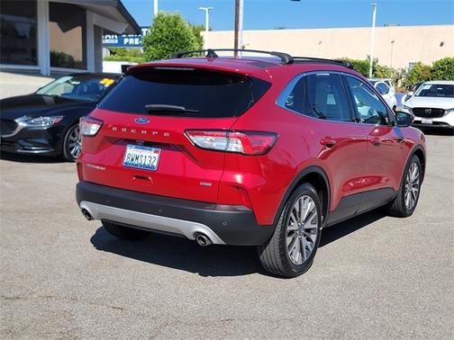 2020 Ford Escape TITANIUM