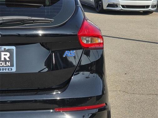 2017 Ford Focus RS BASE