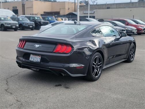 2022 Ford Mustang ECOBOOST PREMIUM