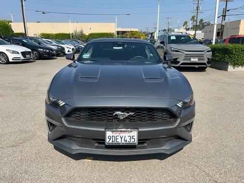 2022 Ford Mustang ECOBOOST